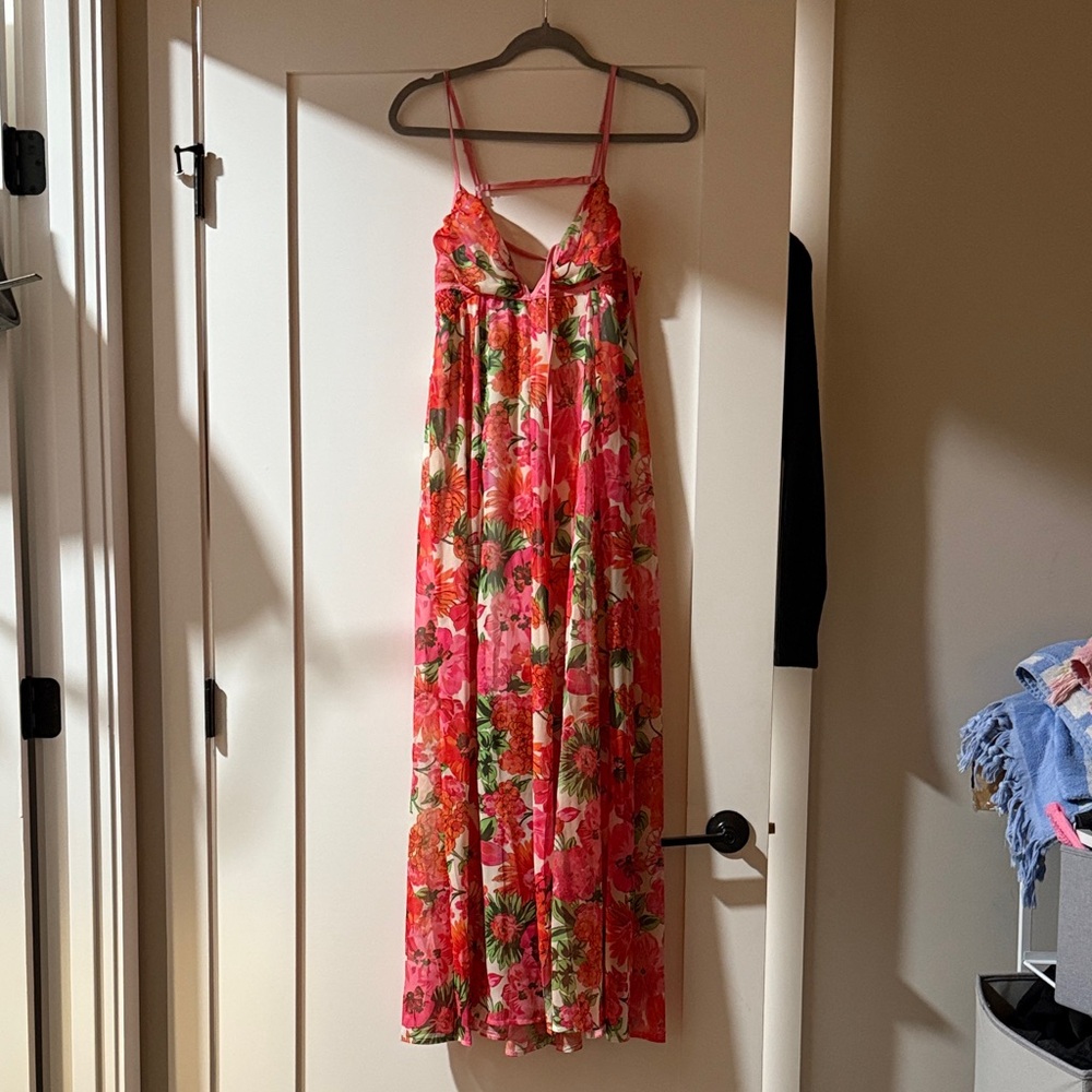 Amazon Floral Backless Dress - Red and Green NWT